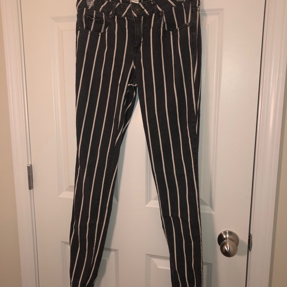 vertical striped skinny pants